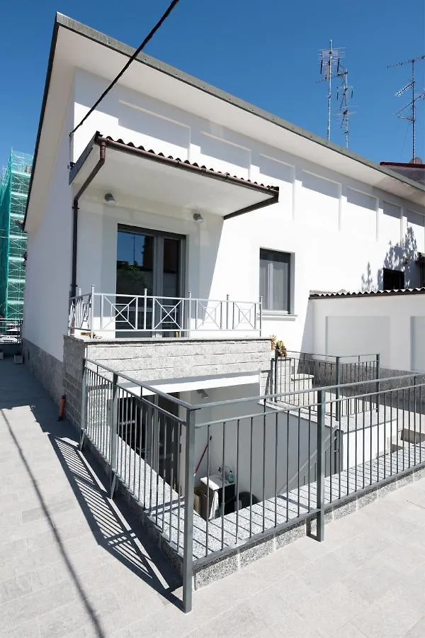 Guest house Villino Liber Hotel Milan Italy