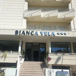 Bianca Vela 3*, Rimini Olaszország